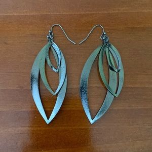 ✨Statement Earrings✨